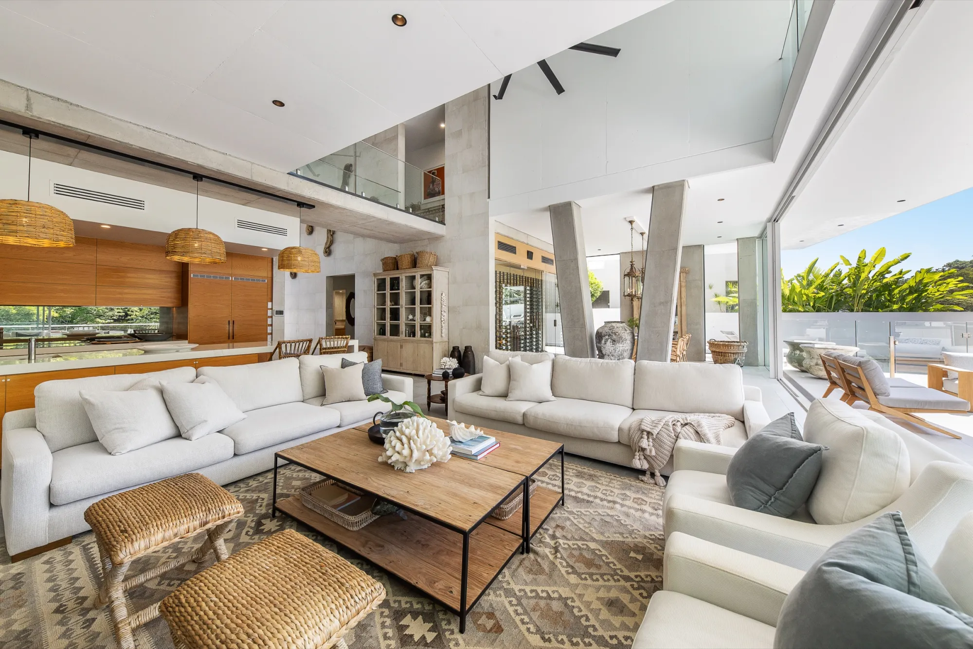 33 Witta Circle Dining Context